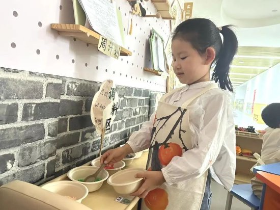 小班游戏专题小结_幼儿园游戏观摩评析_幼儿园区域游戏指导