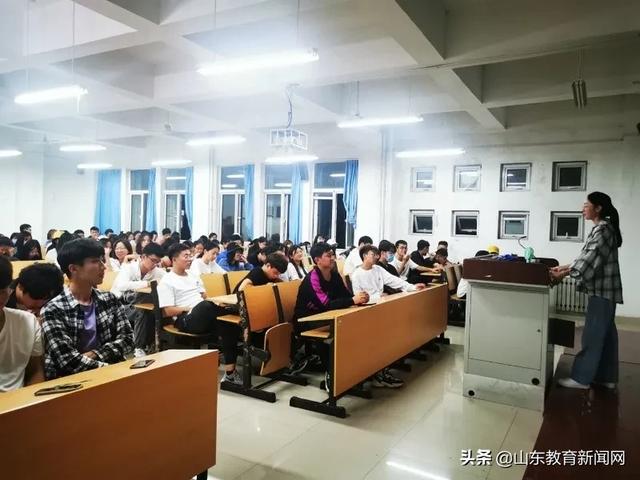 迎新晚会新闻稿模板_齐鲁师范学院迎新活动_青年志愿者服务