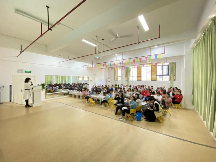 株洲市幼儿园建构游戏研讨_新马中心幼儿园主题建构活动_小班游戏专题小结