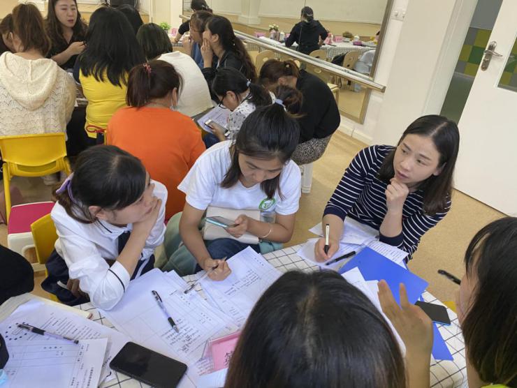 小班游戏专题小结_新马中心幼儿园主题建构活动_株洲市幼儿园建构游戏研讨