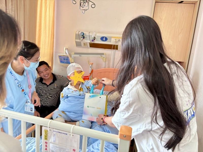 小马宝莉卡生产商卡游六一公益行动_守护快乐陪你长大公益项目_小马宝莉游戏专题