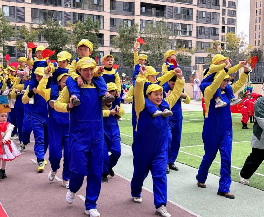 幼儿园游戏专题总结_亲子运动项目策划_幼儿园运动月活动
