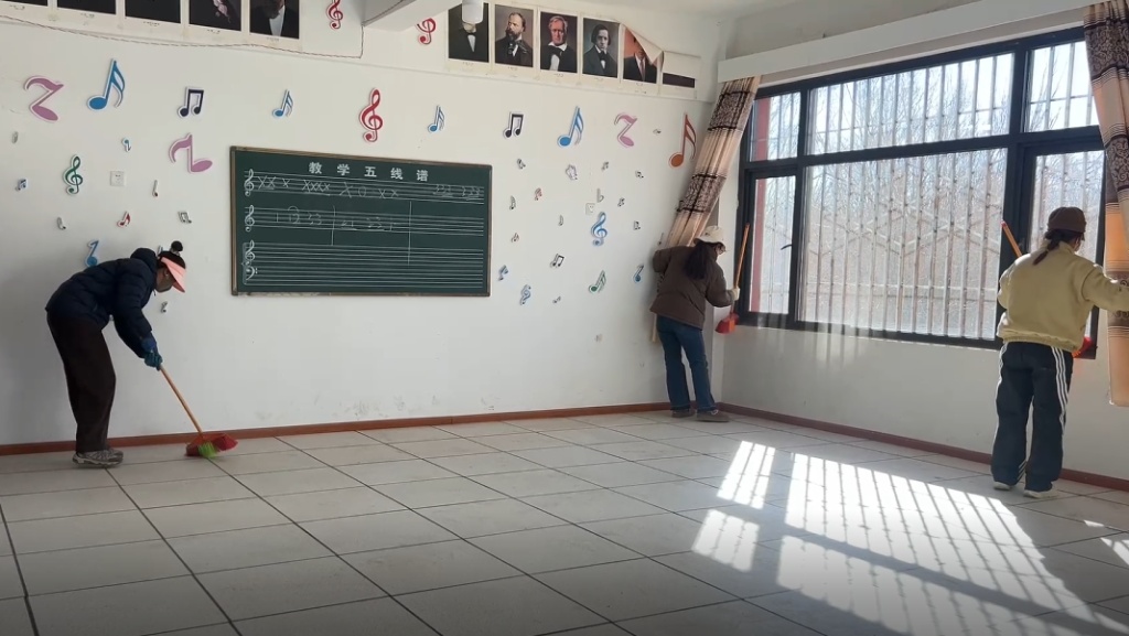 河南省中小学_中小学新学期活动_西藏开学季