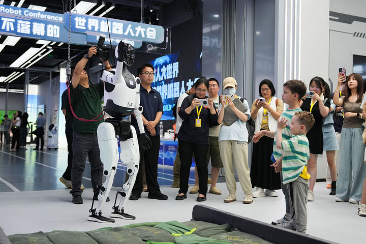 最近中国新闻大事2025_人类命运共同体构建_中国特色大国外交