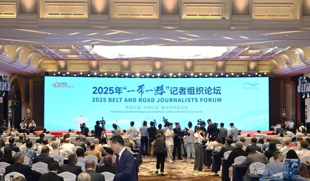 主流媒体系统性变革_江西日报app_江西日报社变革实践