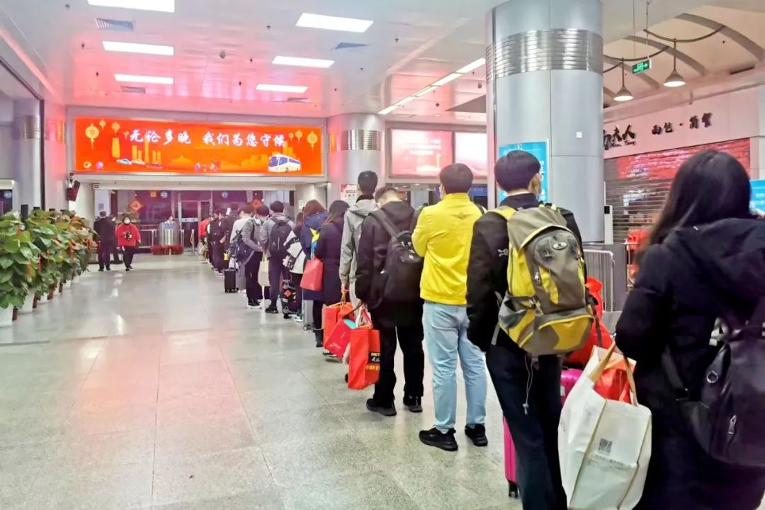 广州公交春运安全演练_广州春运客运服务保障_公交春运新闻报道记者稿