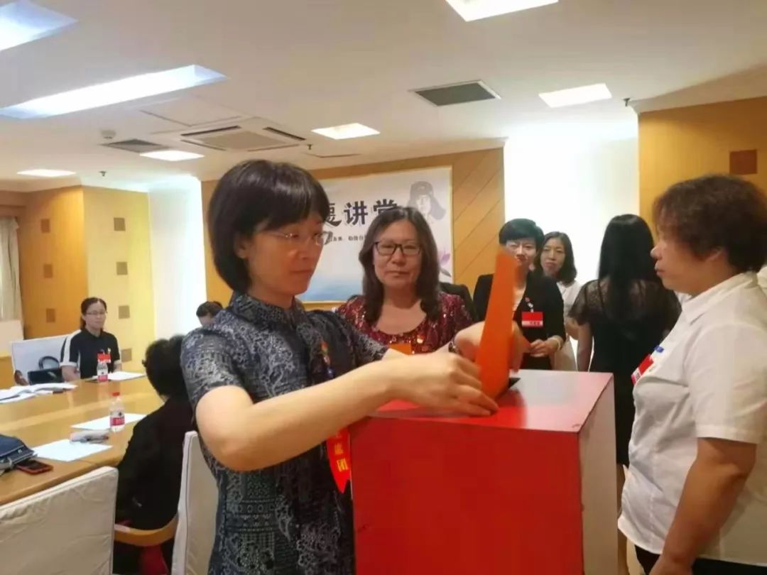 济南妇联刘勤简历_历下区妇女代表大会_历下区妇联工作报告