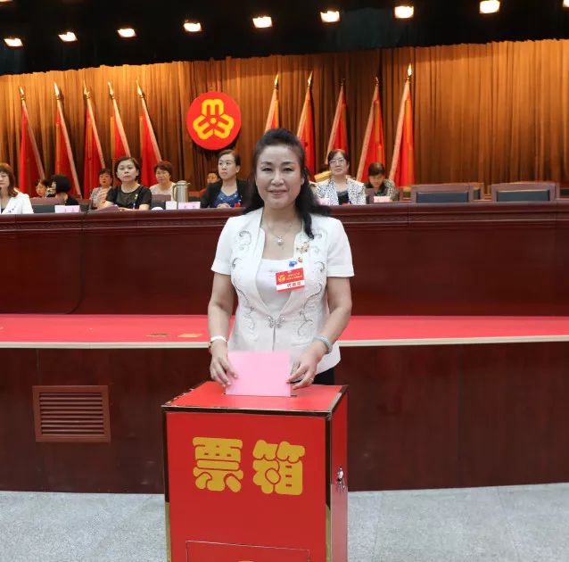 济南妇联刘勤简历_历下区妇联工作报告_历下区妇女代表大会