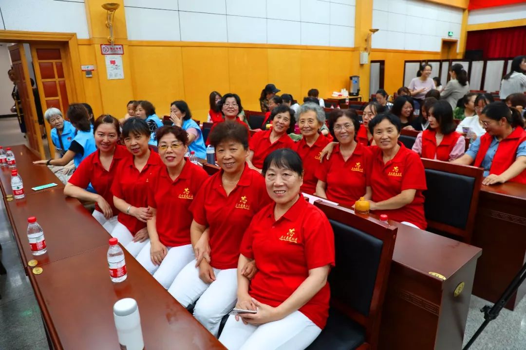 济南妇联刘勤简历_历下区妇女代表大会_历下区妇联工作报告
