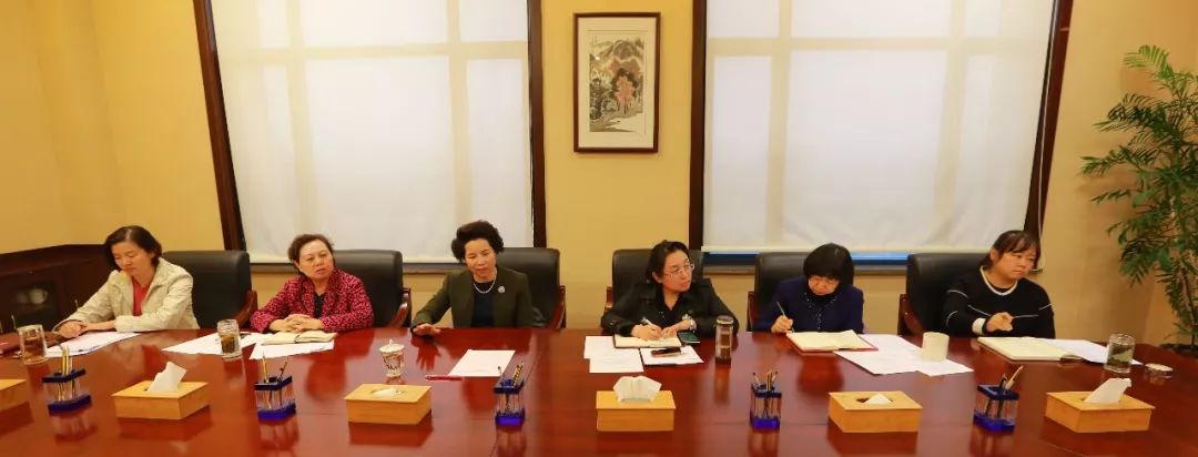 【她之声·关注】济南市妇联迅速传达学习习近平总书记同全国妇联新一届领导班子成员集体谈话时的重要讲话精神、中国妇女十二大精神
