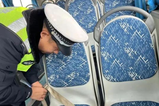临汾交警企业安全警示教育_春运交通安全宣传_公交春运新闻报道记者稿
