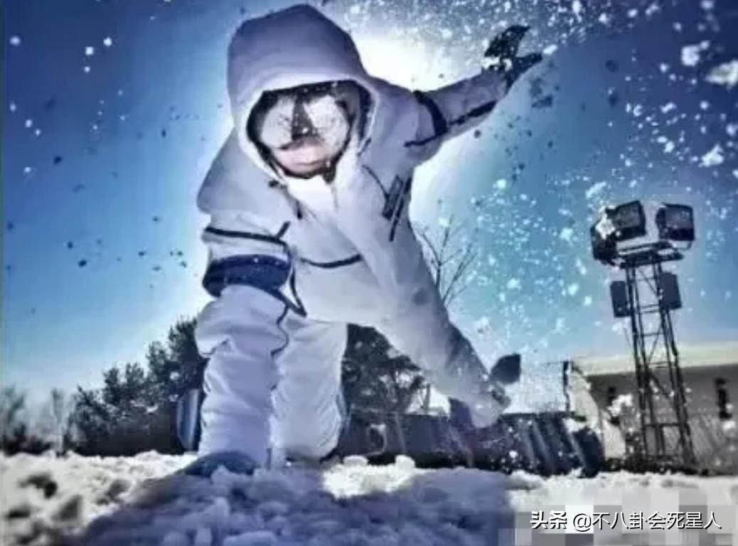 最搞笑的图片能笑死人_明星硬照背后的秘密_明星拍照的尴尬瞬间