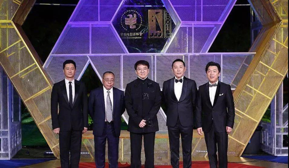 吴京 早年经历_吴京 复出之路_吴京打斗的图片大全