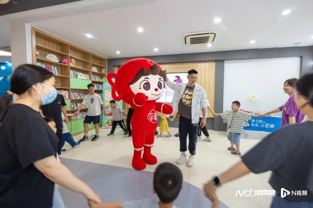 林书豪三分心公益项目_林书豪退役声明_林书豪社交达人