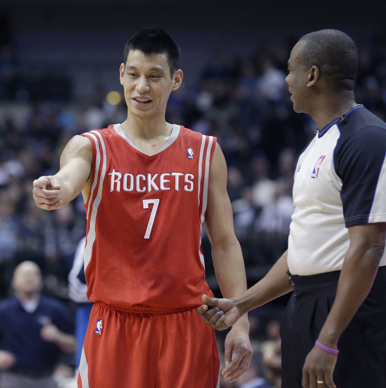 林书豪退役声明_林书豪社交达人_林书豪NBA生涯数据