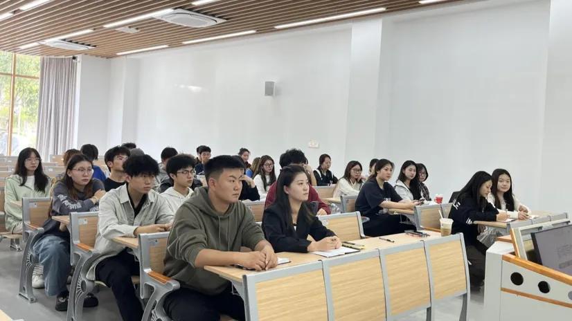 新闻稿件写作培训_辅导员新闻写作培训_校园新闻写作技巧