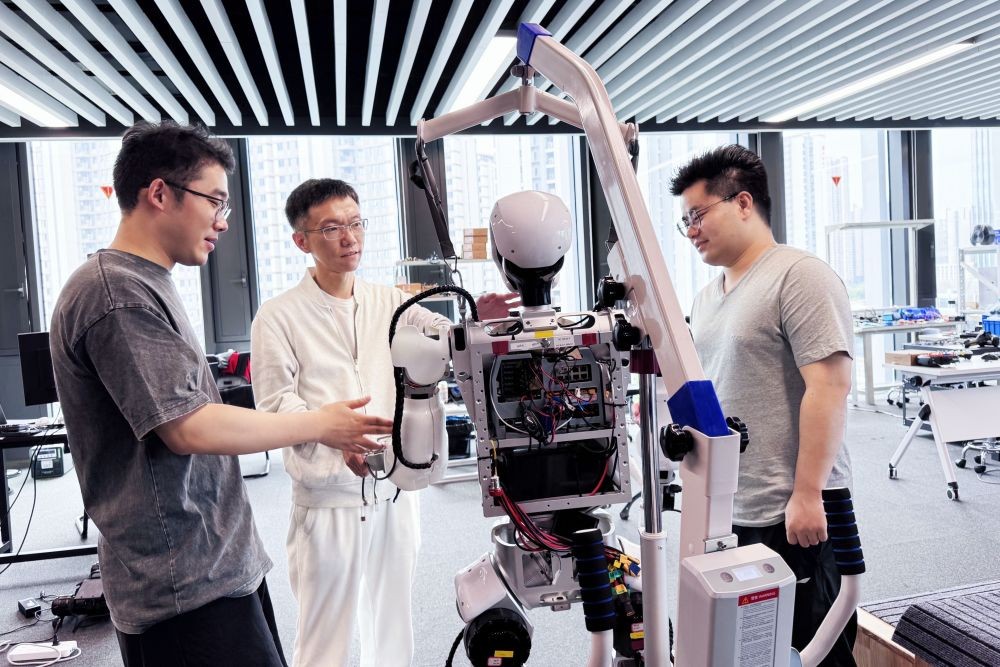 中国制造2025战略升级_中国制造强国发展指数报告_中国制造2026三步走