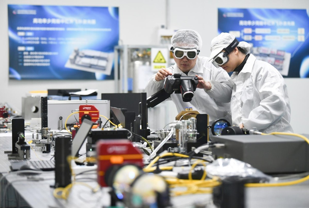 中国制造2025战略升级_中国制造强国发展指数报告_中国制造2026三步走