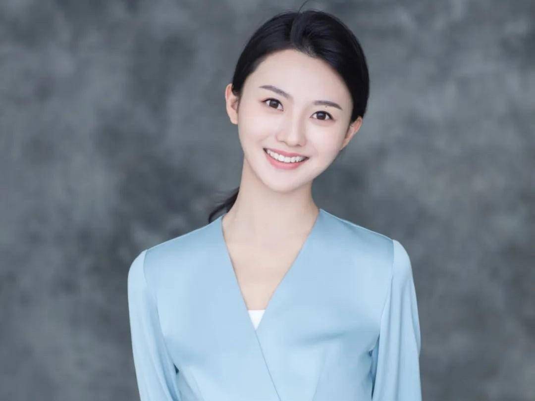 刘颢玥颜值马凡舒_央视女主持人刘颢玥_cctv一4晚间新闻女主持人叫什么