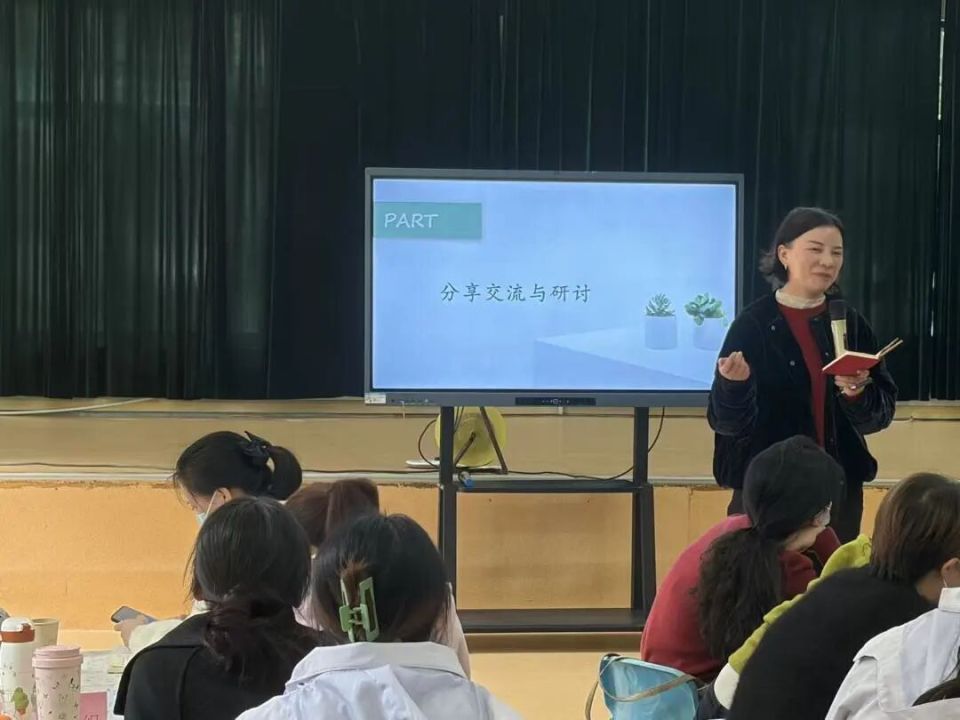 幼儿园游戏专题总结_区域游戏教学经验交流_适宜幼儿发展的区域活动组织策略