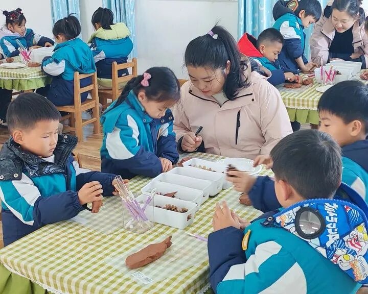 基于体验的野趣课程_野趣课程实践与优化_幼儿园游戏专题总结