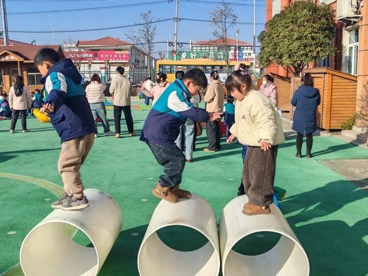 野趣课程实践与优化_幼儿园游戏专题总结_基于体验的野趣课程
