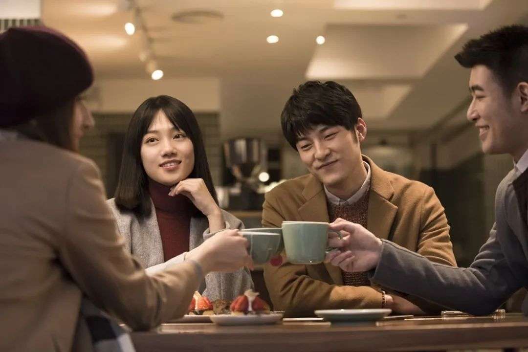 关于职场社交_低情商行为表现_高情商说话技巧