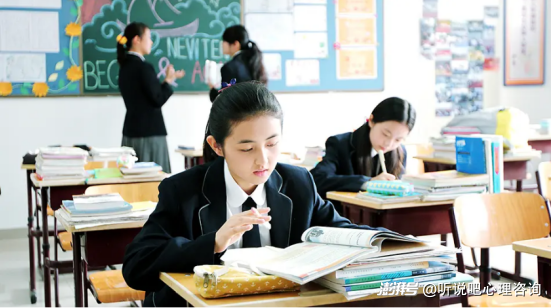 识别青少年焦虑症状_青少年焦虑障碍_社交焦虑障碍怎么办