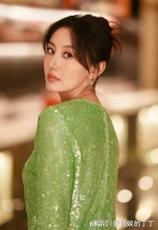 河南新闻频道女主持人_北京电视台女主持人李杨薇_天津电视台女主持人宫婷