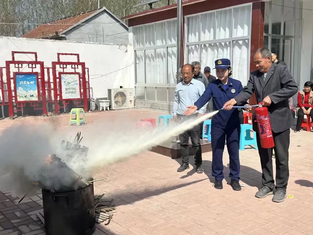 消防宣传培训活动_安全培训新闻稿件_消防安全明白人培训