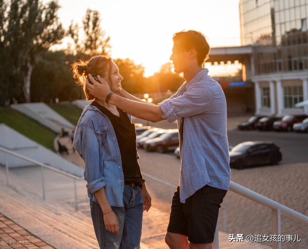 如何吸引心仪女孩_搭讪女孩技巧_把妹技巧之社交搭讪