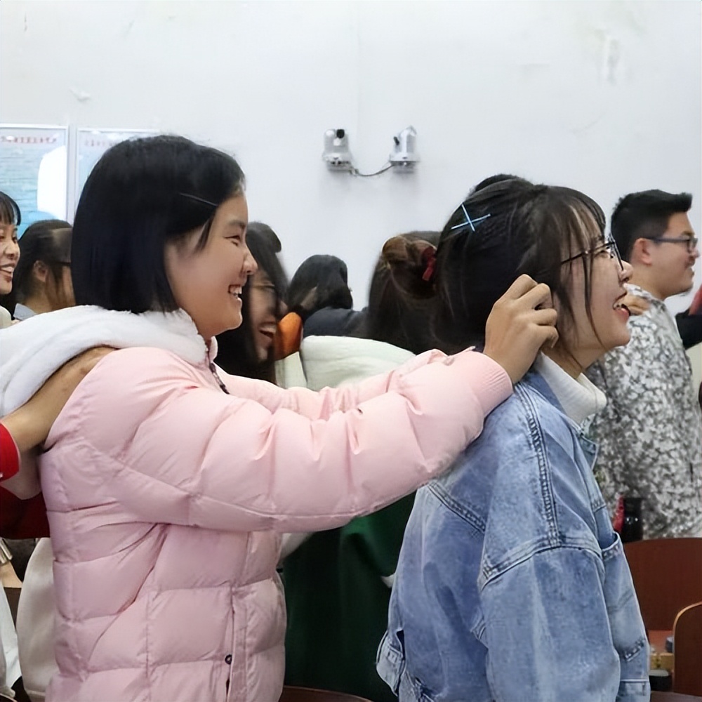大学生心理健康_大学生社交礼仪(第二版)_大学生宿舍人际关系