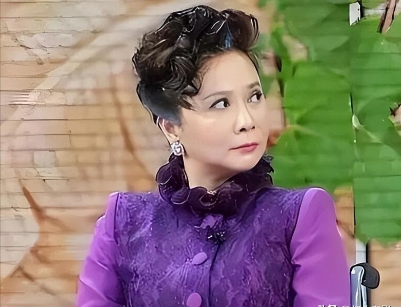 新人演技提升_春晚小品变革_新闻小品剧本