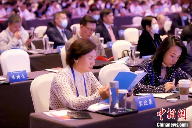 中国侨商联合会五届四次理事会_中国侨联副主席李卓彬讲话_中国侨商网