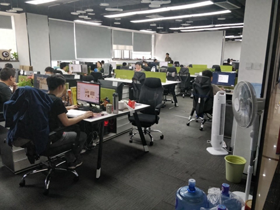 大手笔得到小马宝莉授权，沙盒游戏迷你世界为什么如此看重版权？