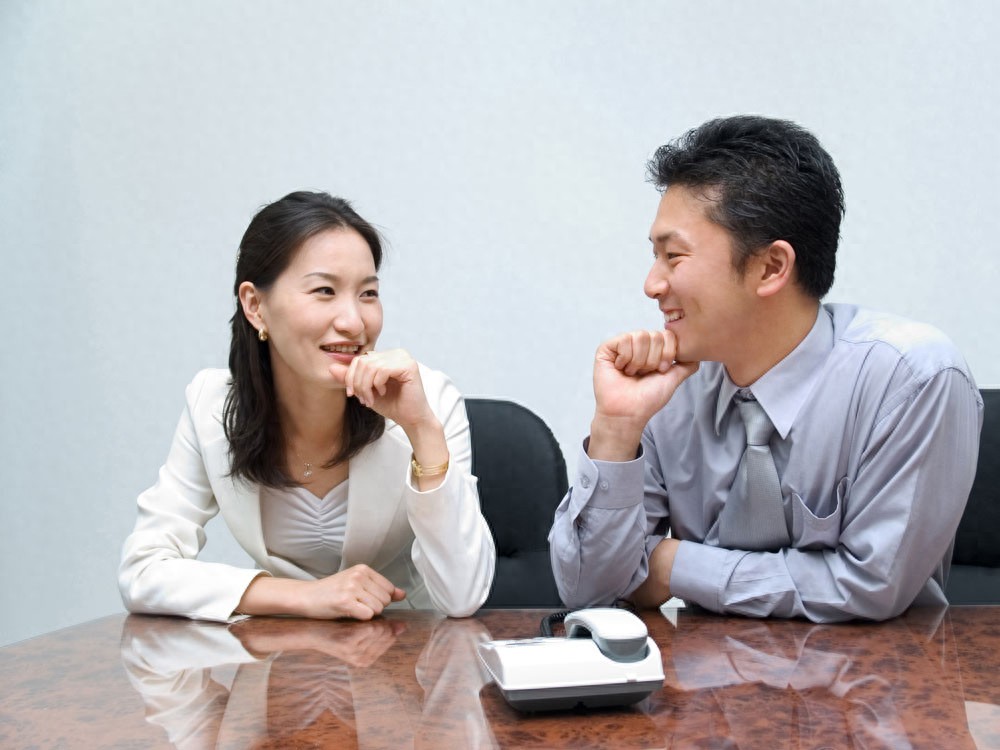 心理学：与异性聊天为什么要保持一定的距离？