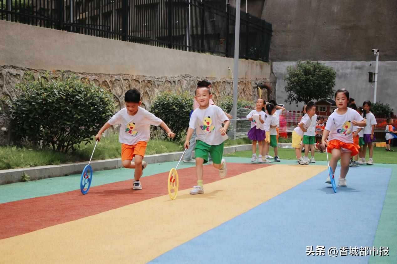 大班民间游戏专题_幼小衔接民间游戏创新实践_咸安区幼儿园一日活动展评