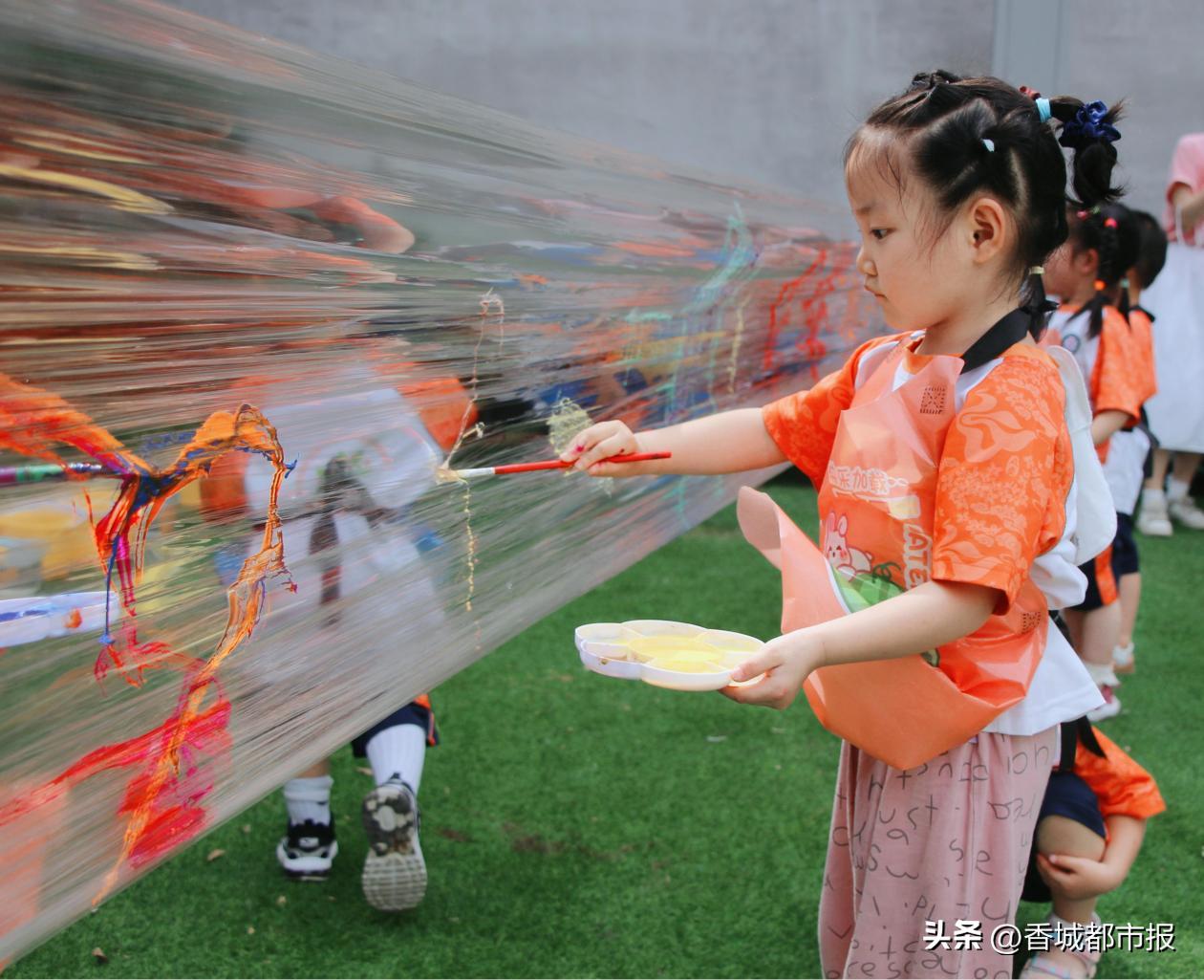 咸安区幼儿园一日活动展评_幼小衔接民间游戏创新实践_大班民间游戏专题