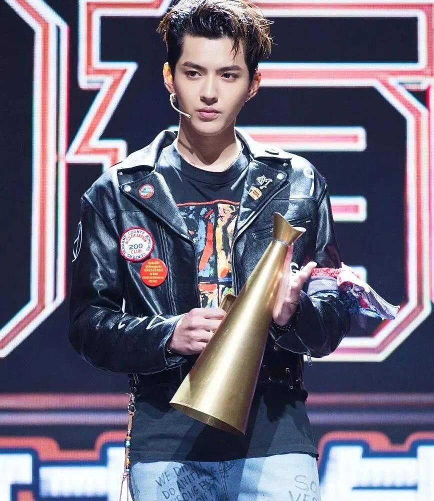 吴亦凡强奸案判决结果_吴亦凡图片大全_吴亦凡聚众淫乱案详细情况