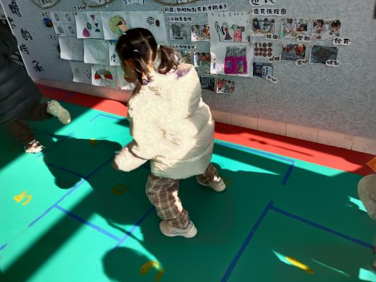 幼儿园民间游戏教案_民间游戏与童蒙养正教育融合_大班民间游戏专题