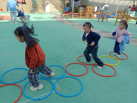 幼儿园民间游戏教案_大班民间游戏专题_民间游戏与童蒙养正教育融合