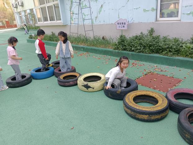 幼儿园民间游戏教案_大班民间游戏专题_民间游戏与童蒙养正教育融合