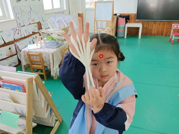 幼儿园民间游戏教案_大班民间游戏专题_民间游戏与童蒙养正教育融合