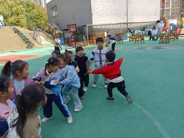 民间游戏与童蒙养正教育融合_大班民间游戏专题_幼儿园民间游戏教案