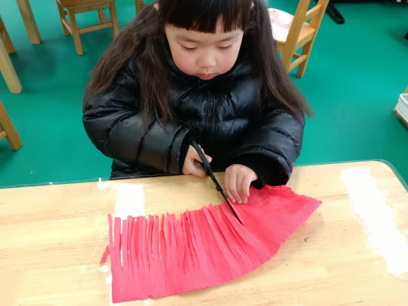幼儿园民间游戏教案_大班民间游戏专题_民间游戏与童蒙养正教育融合
