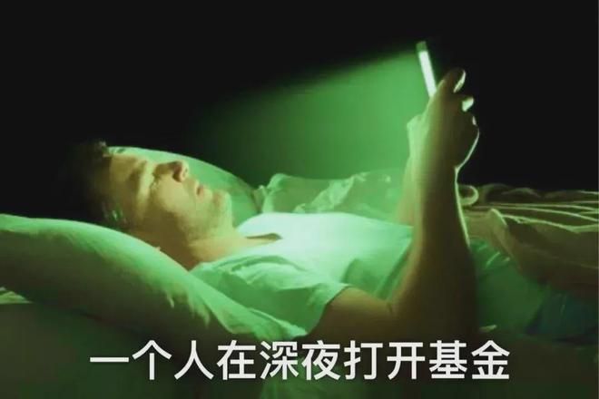 90后社交压力_疲于分享朋友圈_疲于打卡网红店