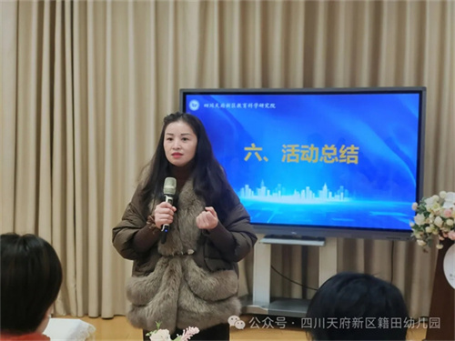 聚焦幼儿表演游戏主题选择与实施_幼儿表演游戏实施策略_幼儿园游戏专题总结